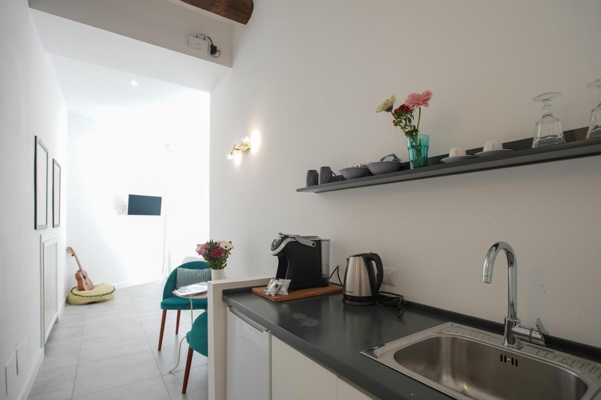 Hotel B-Montedidio Neapol Zewnętrze zdjęcie