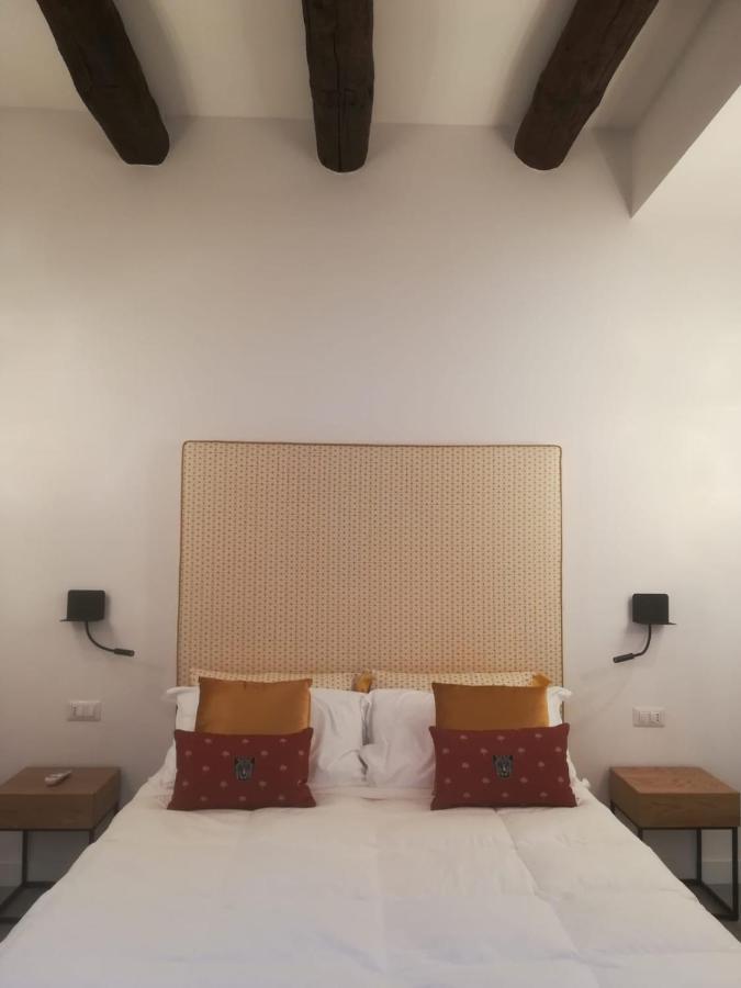 Hotel B-Montedidio Neapol Zewnętrze zdjęcie